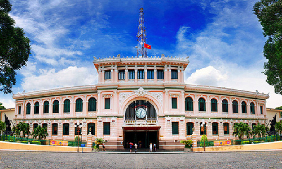 Bưu điện trung tâm Sài Gòn là biểu tượng của trung tâm thành phố