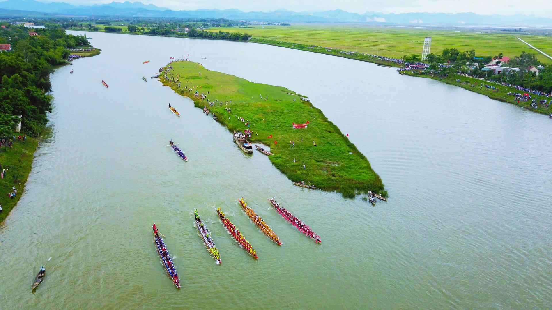 Nét đẹp văn hóa Quảng Bình - Lễ hội Đua thuyền